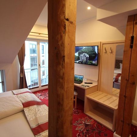 Hotel Stadtvilla Laux 梅尔齐 外观 照片