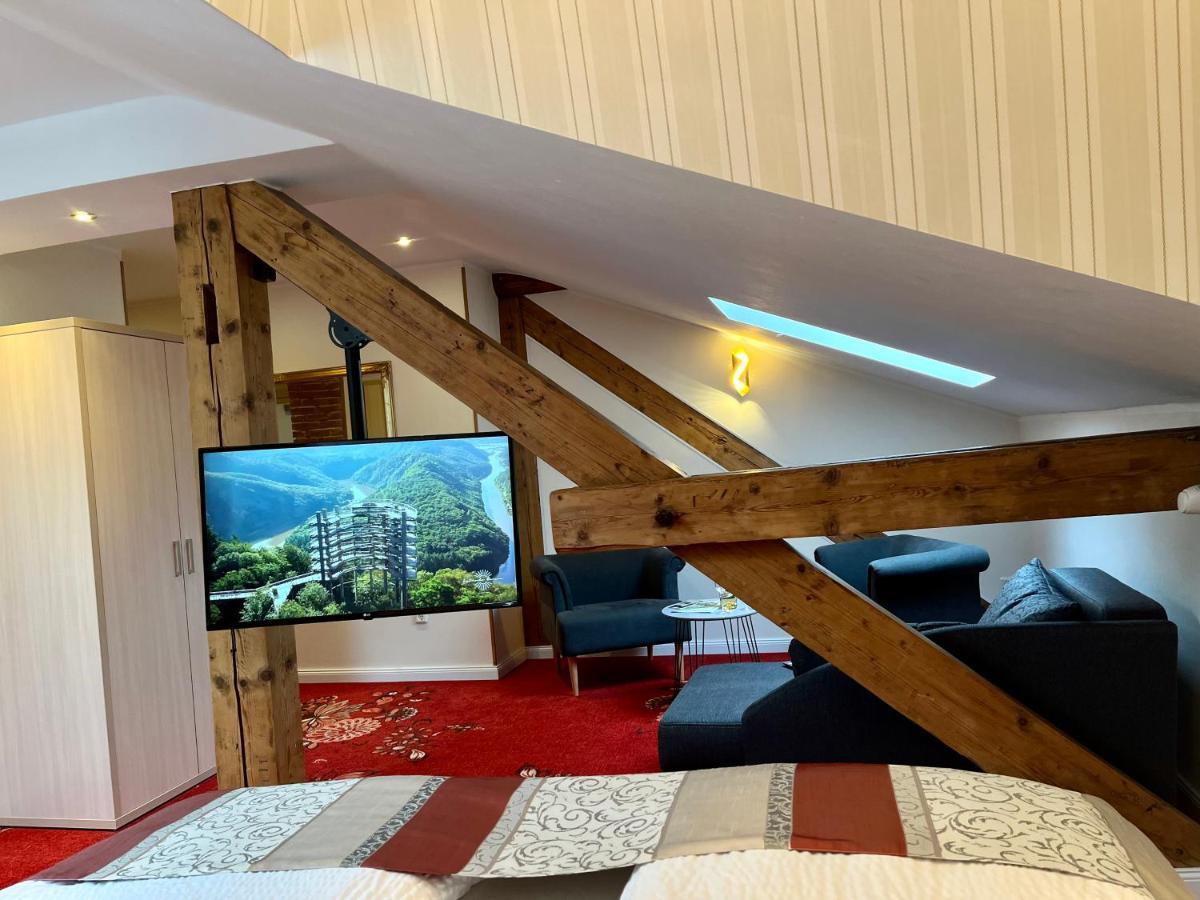 Hotel Stadtvilla Laux 梅尔齐 外观 照片