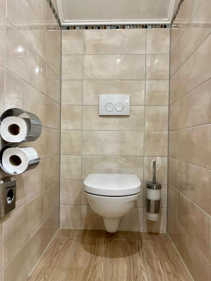 Hotel Stadtvilla Laux 梅尔齐 外观 照片