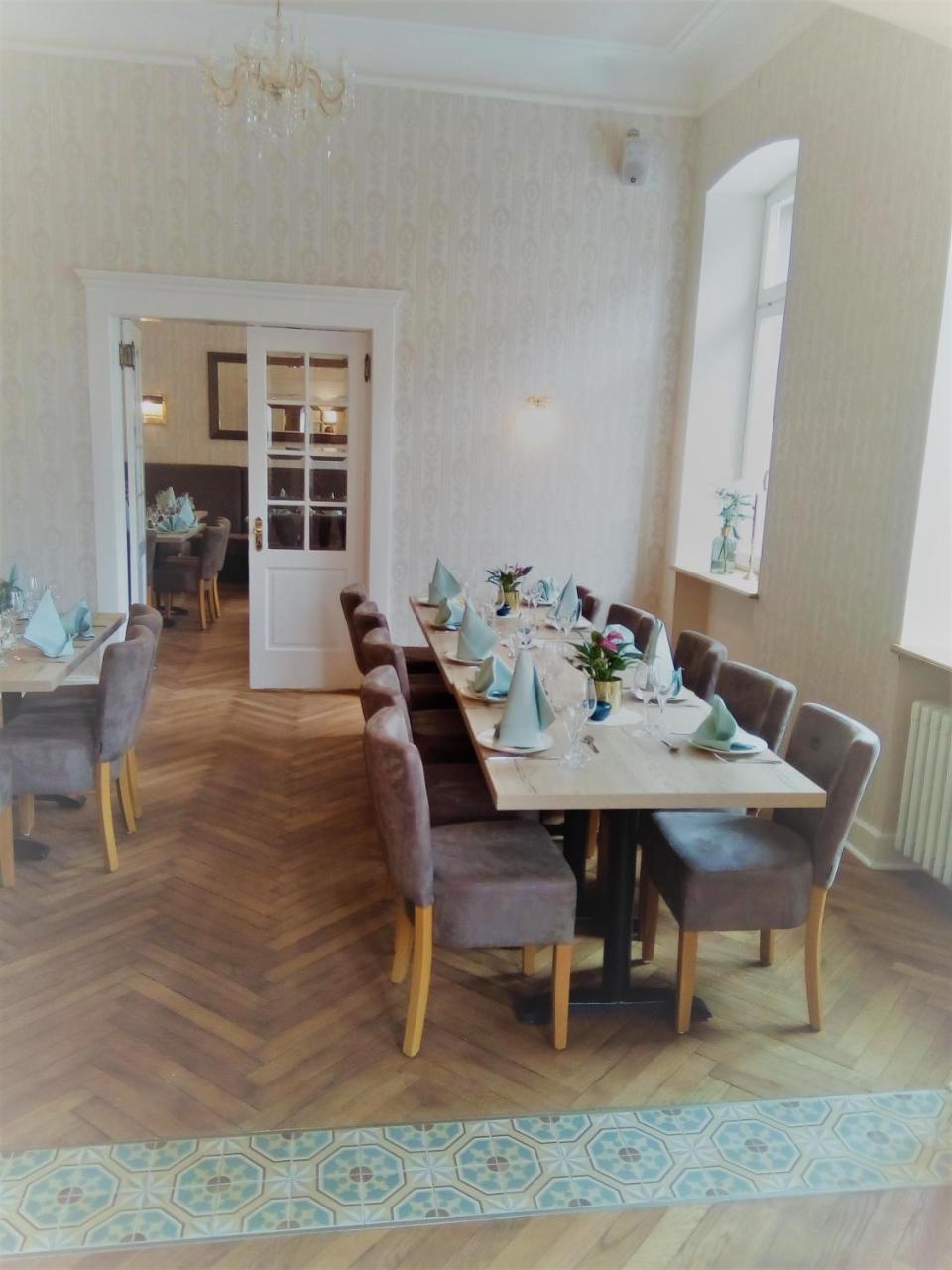 Hotel Stadtvilla Laux 梅尔齐 外观 照片